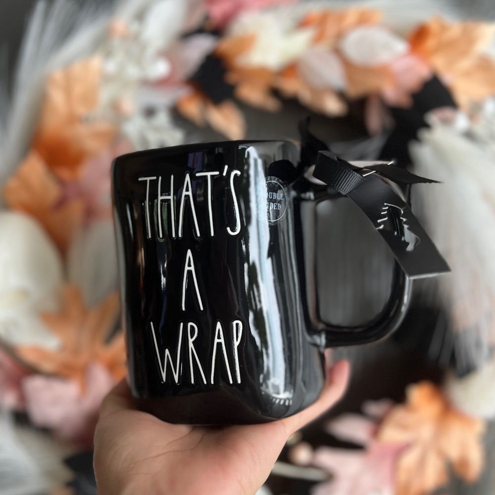 ✨NEW🎃Rae Dunn 2024 Thats A Wrap Mummy Halloween Mug🖤 - Picture 5 of 6